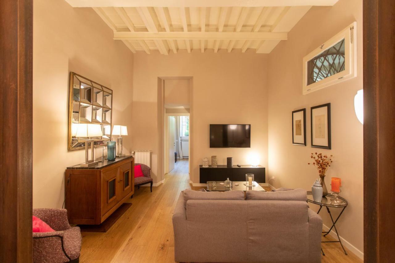 Santa Croce Luxury 2 Bedroom Florence Exterior photo